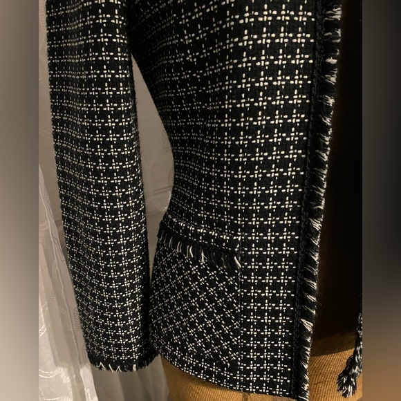 Tahari ASL Blazer - Picture 3 of 4